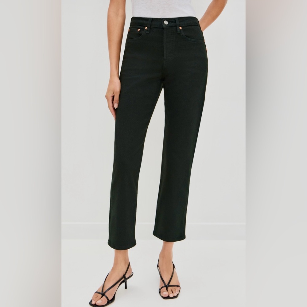 LEVI’s WEDGIE Straight Black Denim Jeans